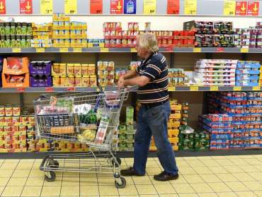 supermarket trolley man